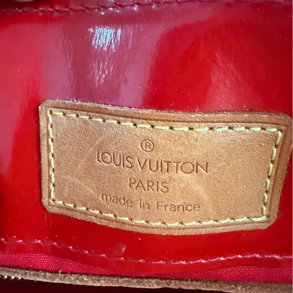 LOUIS VUITTON Monogram Vernis Reade PM Hand Bag Red - Picture 7 of 13